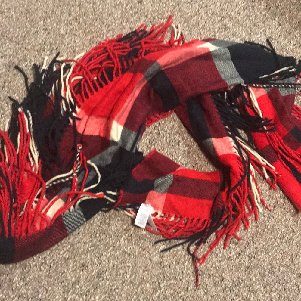 Long, flannel AE blanket scarf